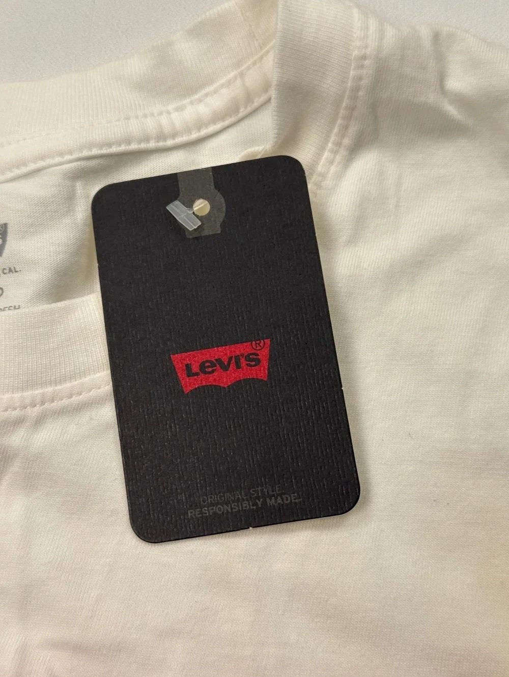 Levi's T-Shirt White Graphic Crew Neck Short Sleeve - Mens XL NWT
